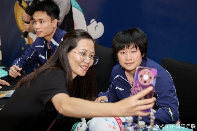 周启豪覃予萱汤姆杰瑞澳门世界杯2026见面会引爆