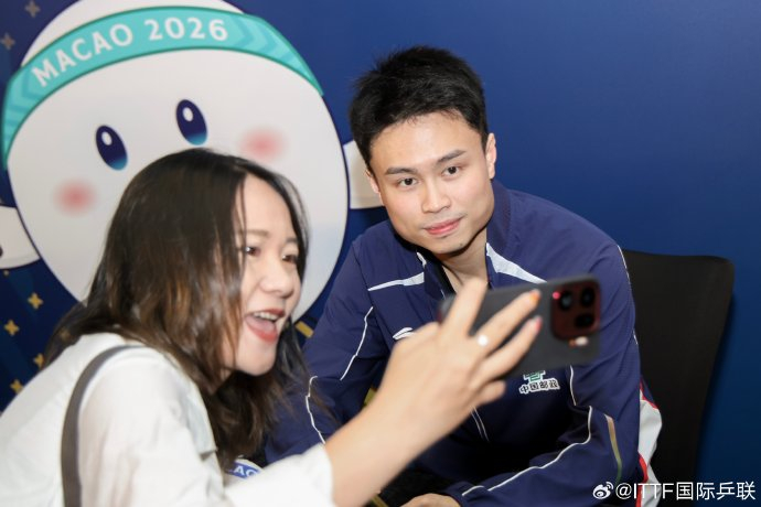 周启豪覃予萱汤姆杰瑞澳门世界杯2026见面会引爆