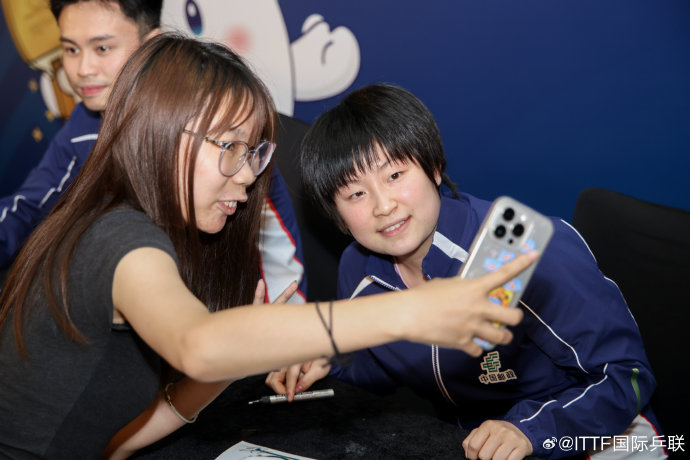 周启豪覃予萱汤姆杰瑞澳门世界杯2026见面会引爆